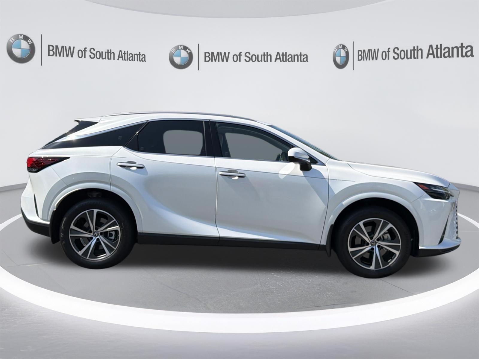 Used 2024 Eminent White Pearl Lexus RX 350 Premium image 29