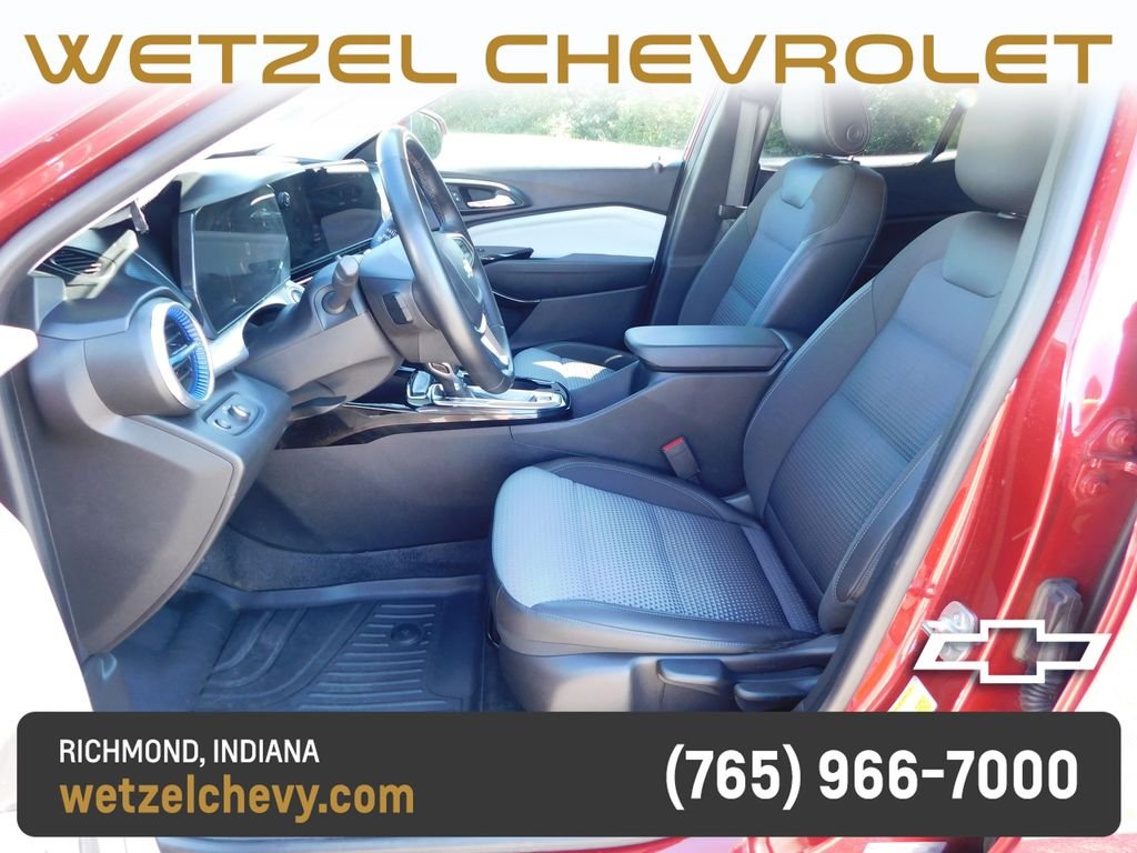Used 2025 Red Chevrolet LT image 12