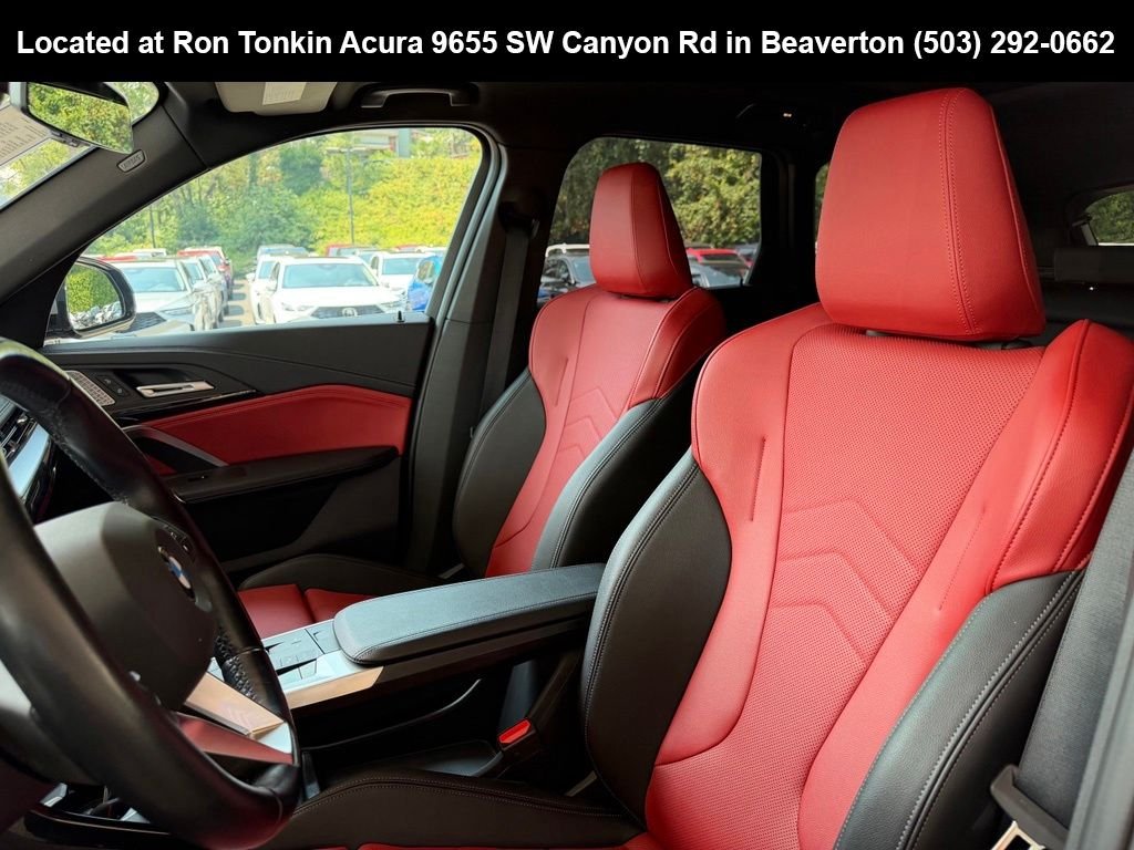 Used 2023 Jet Black BMW xDrive28i image 15