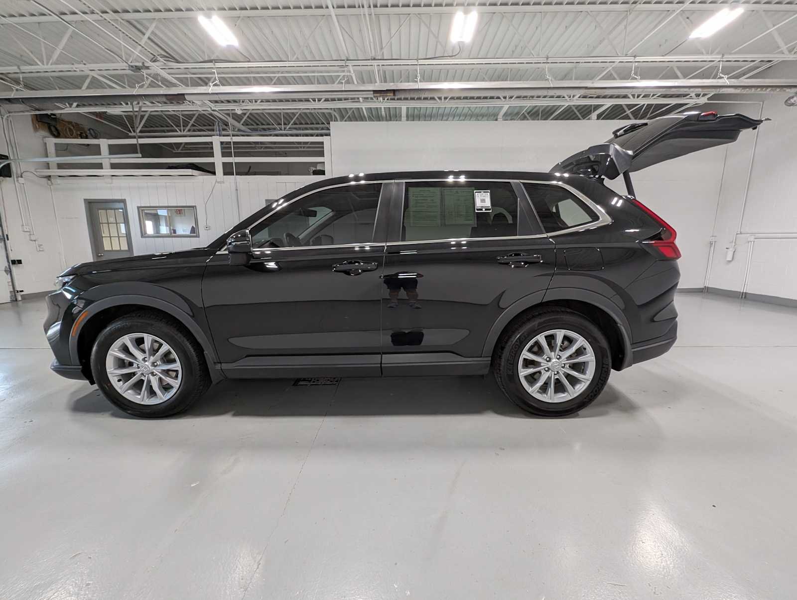 Certified Used 2024 Crystal Black Pearl Honda 1.5T AWD EX-L image 12