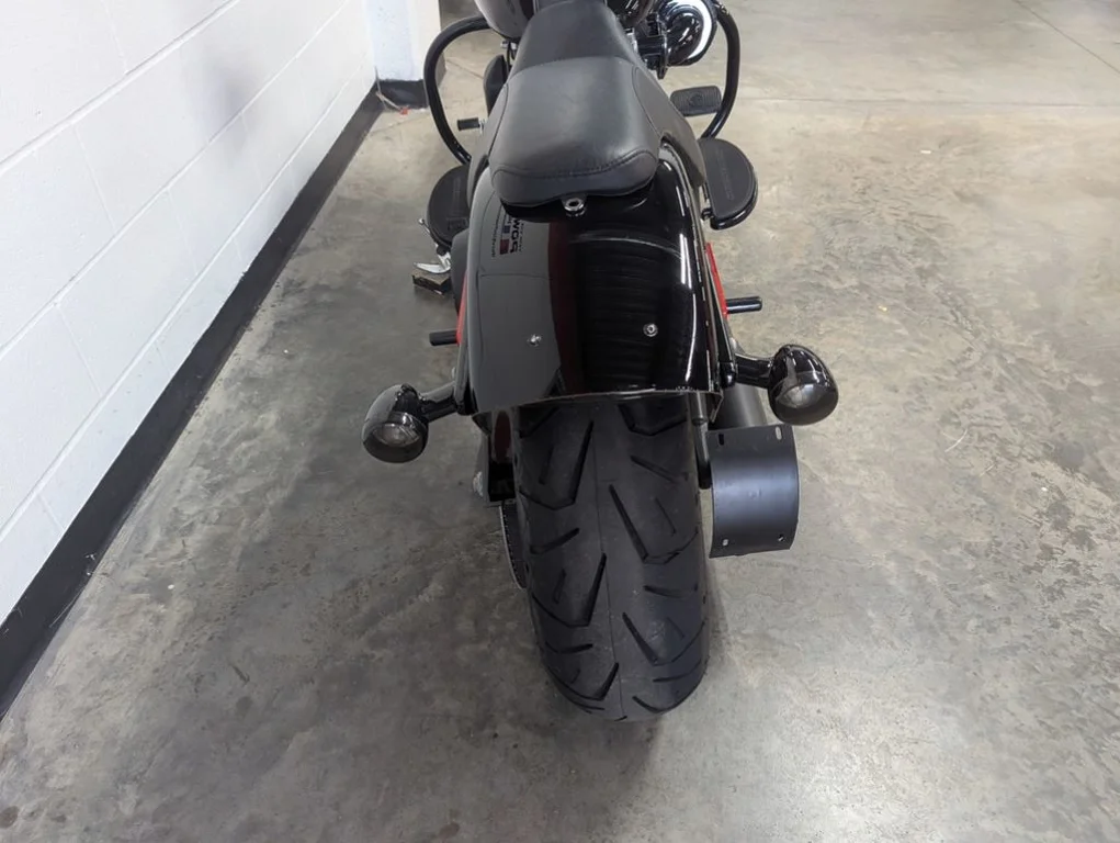 Used 2015 VIVID BLACK Harley-Davidson® FLSTFB - Fat Boy Lo image 10