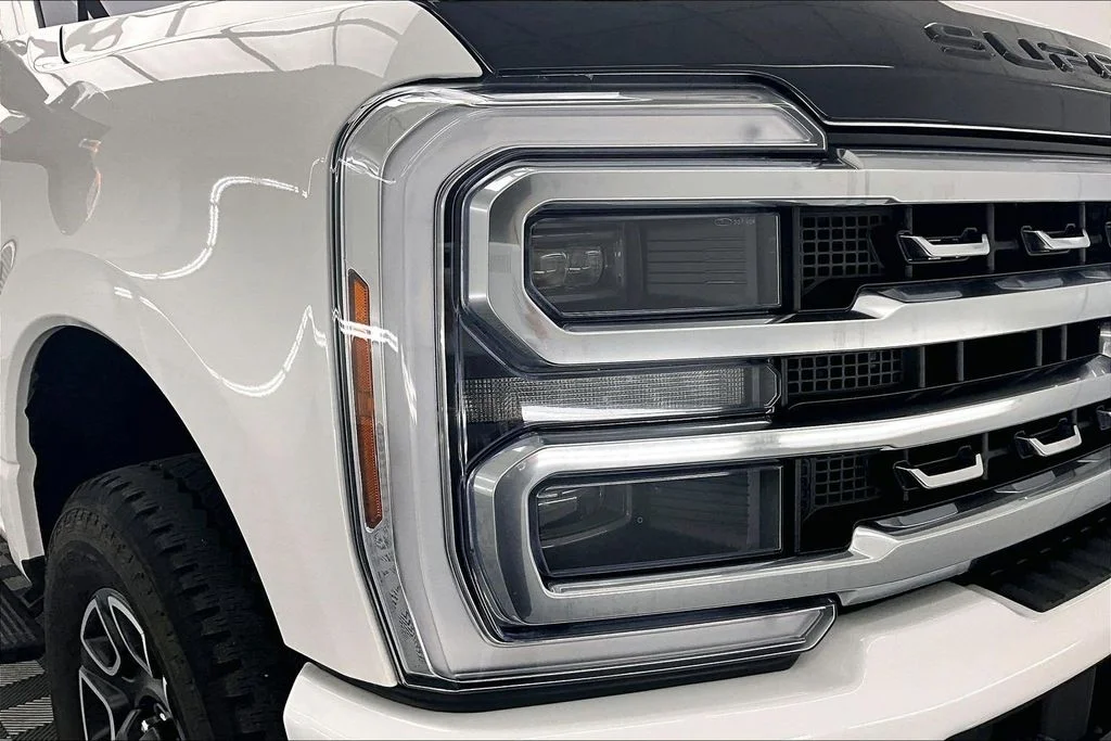 Certified Used 2024 White Metallic Ford Platinum image 30