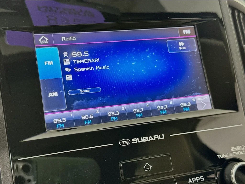 Used 2020 Blue Subaru Base image 17