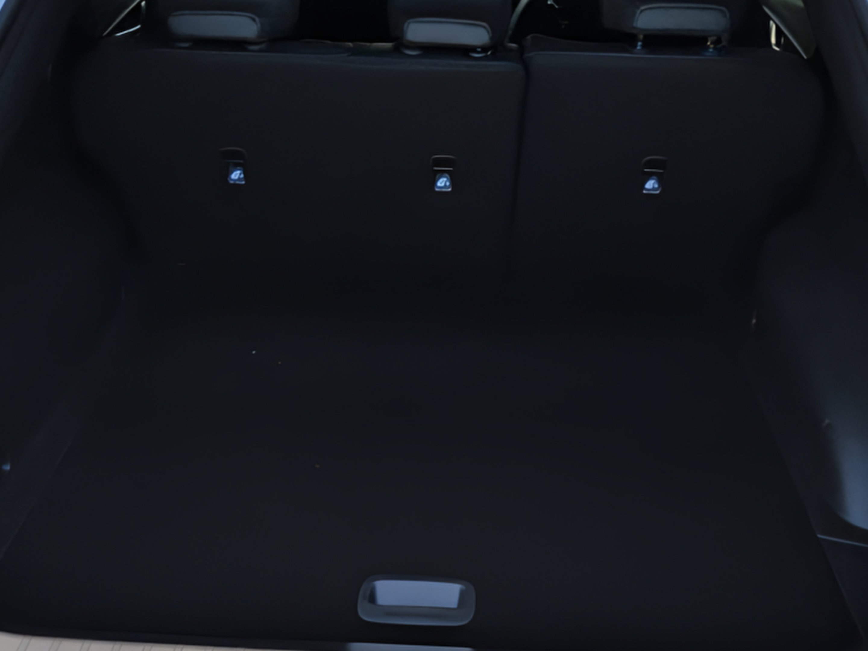 New 2026 Glacier White Pearl/Black Roof Kia GT-Line image 29