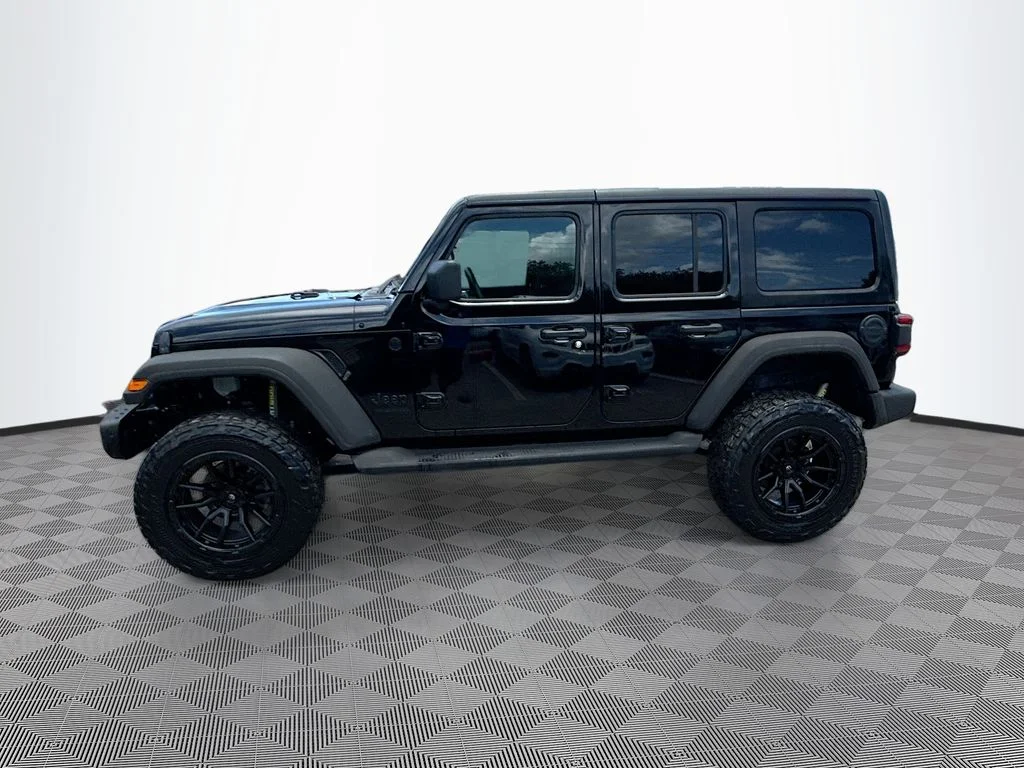 Used 2021 Black Jeep Unlimited Sport Altitude image 9