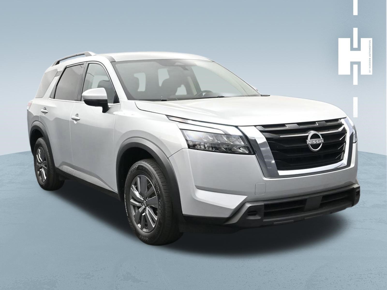 2025 Nissan Pathfinder SV 4WD's photo