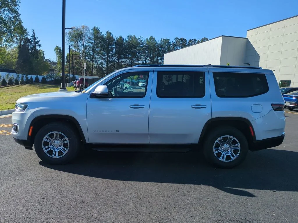 Used 2022 Silver Jeep Series I image 7