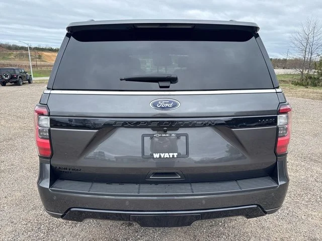 Used 2021 Gray Ford Limited image 7