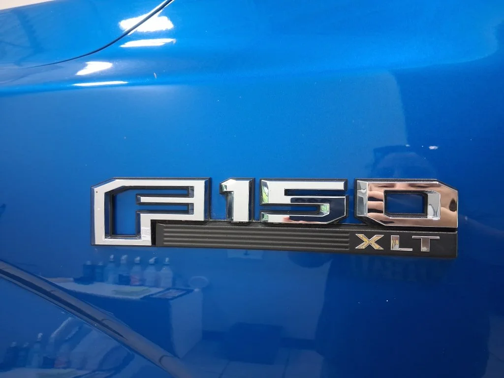 Used 2019 Blue Ford XLT image 18