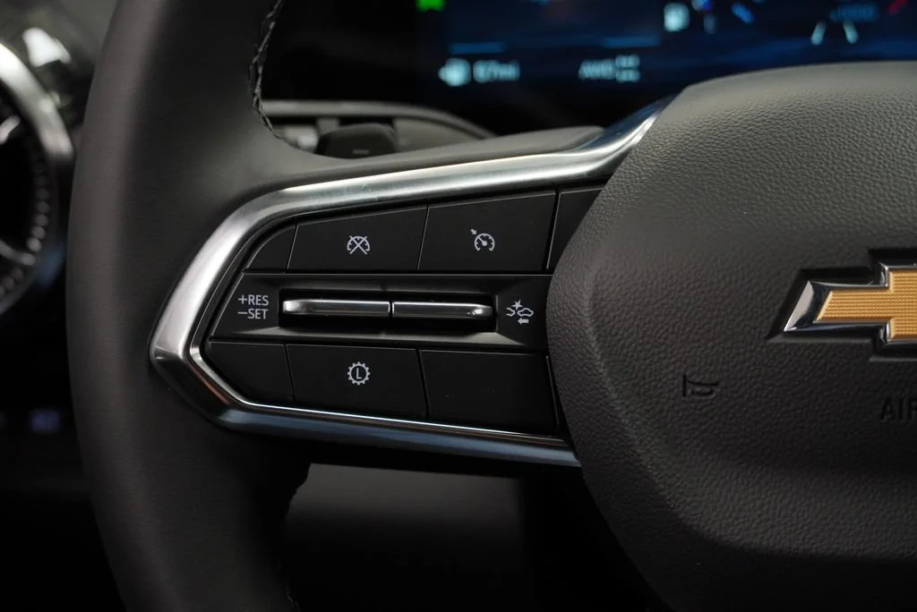 2027 Chevrolet Equinox LT - Photo 22