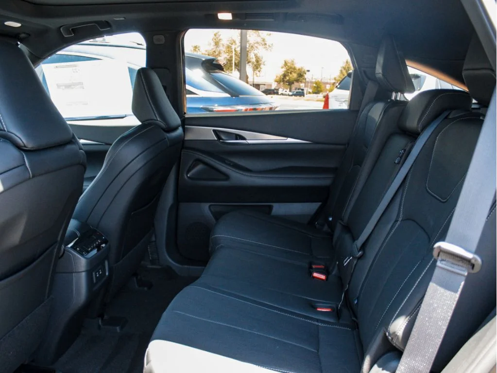 New 2027 BLACK OBSIDIAN INFINITI Luxe AWD image 26