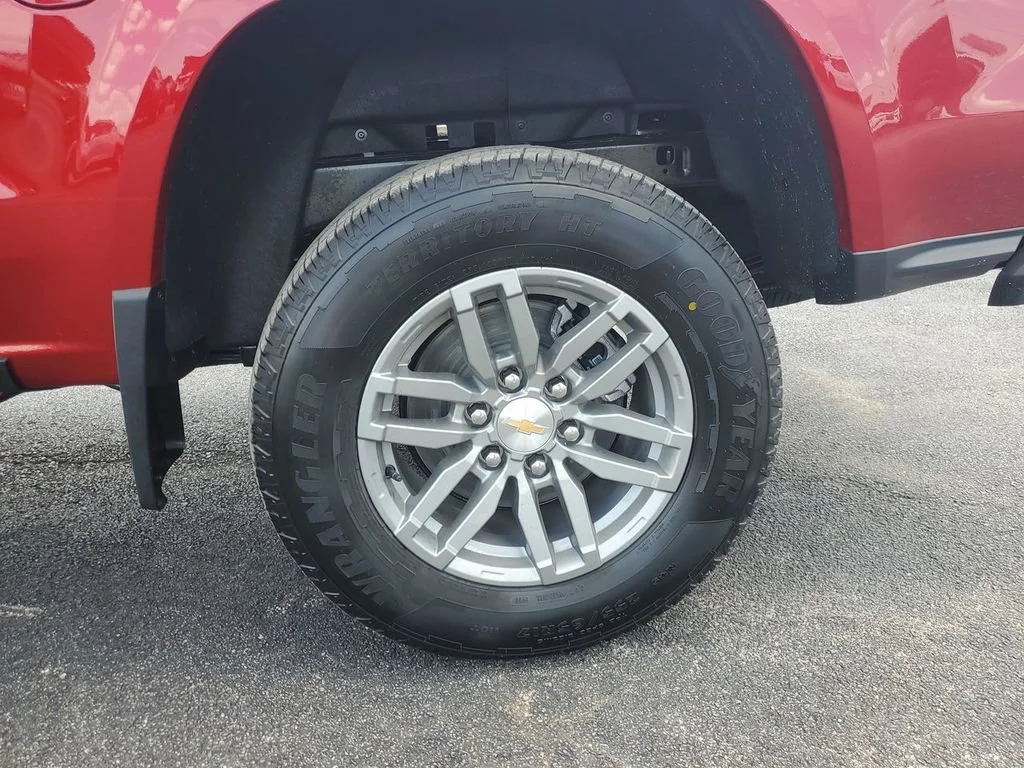 New 2026 Radiant Red Tintcoat Chevrolet LT image 33