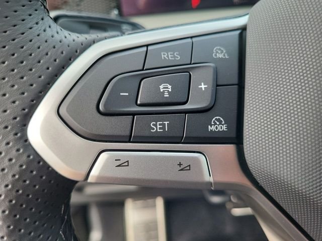 New 2026  Volkswagen 2.0T SE R-Line Black image 22