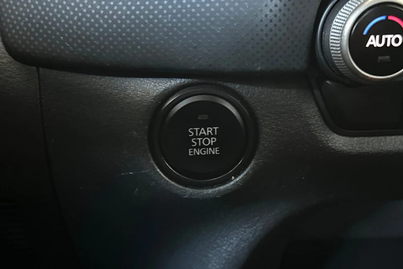 Used 2025 Jet Black Mica Mazda 2.5 S Preferred Package image 22
