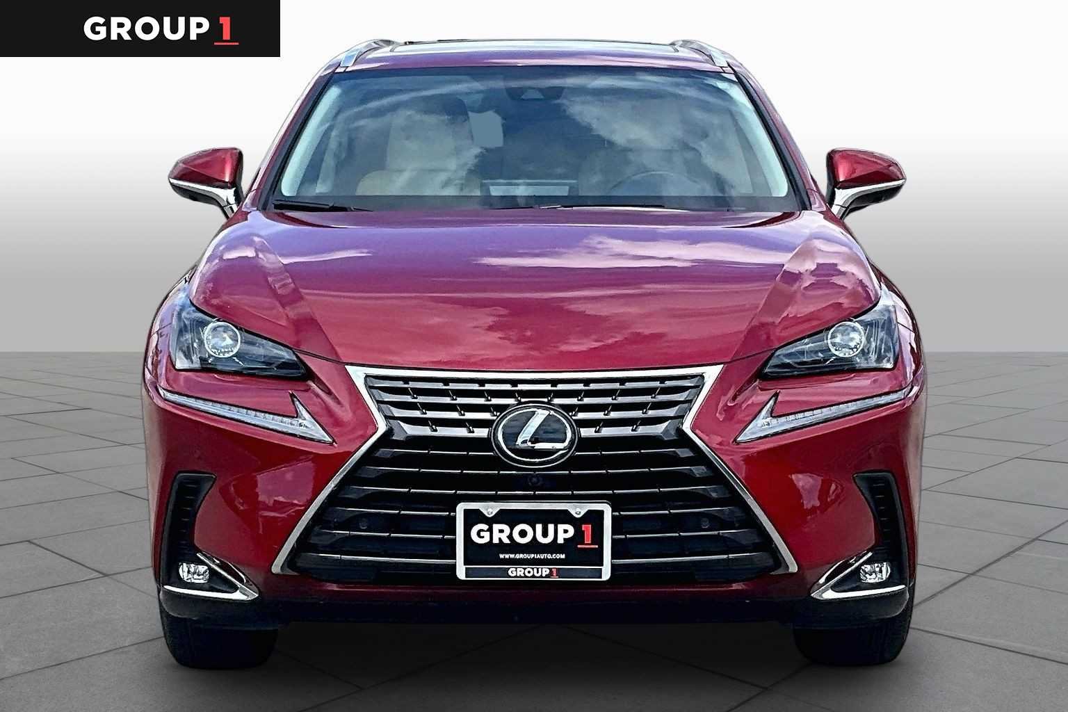 Certified Used 2020 Matador Red Mica Lexus  image 4