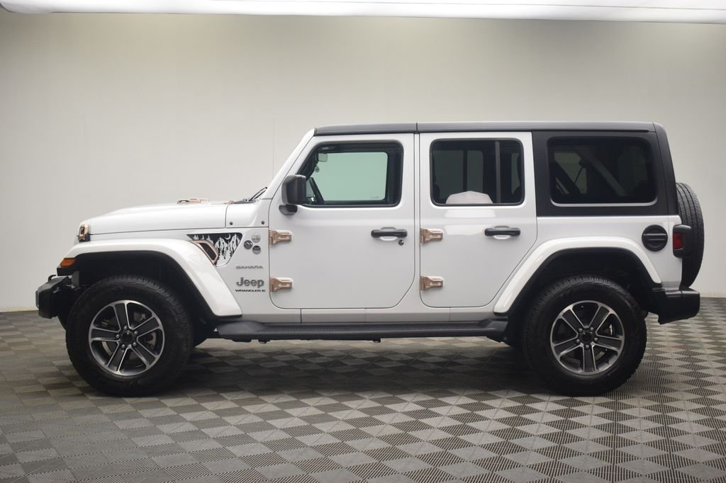 Used 2023 White Jeep Sahara image 8