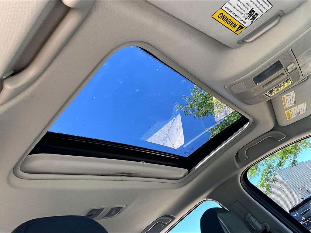 Used 2019 Blue Mazda Grand Touring image 22