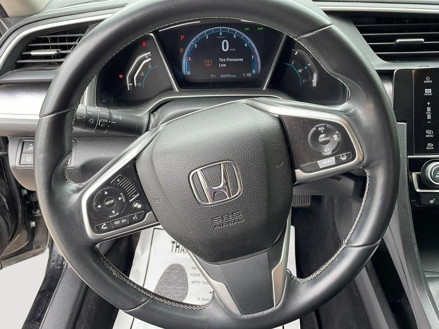 Used 2018  Honda Touring image 11