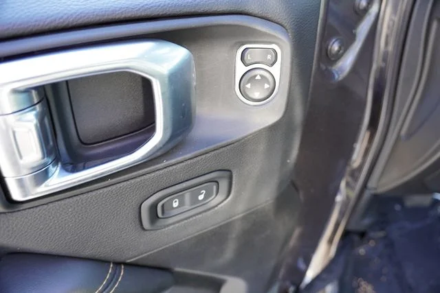 Certified Used 2025 Gray Jeep Sahara 4xe image 21