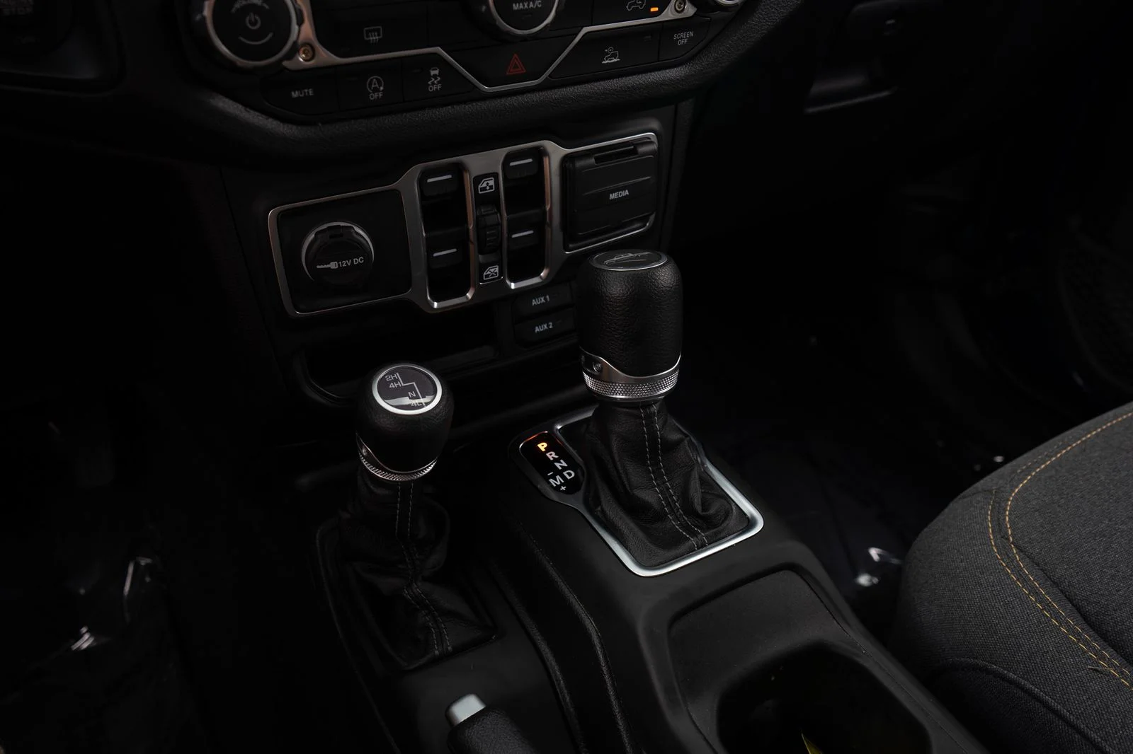 Used 2025 Blue Pearl Jeep Nighthawk image 26