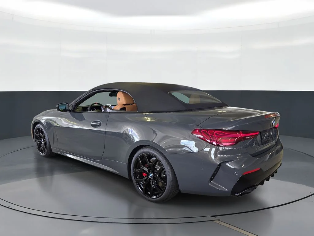 New 2027 Dravit Grey Metallic BMW  image 4