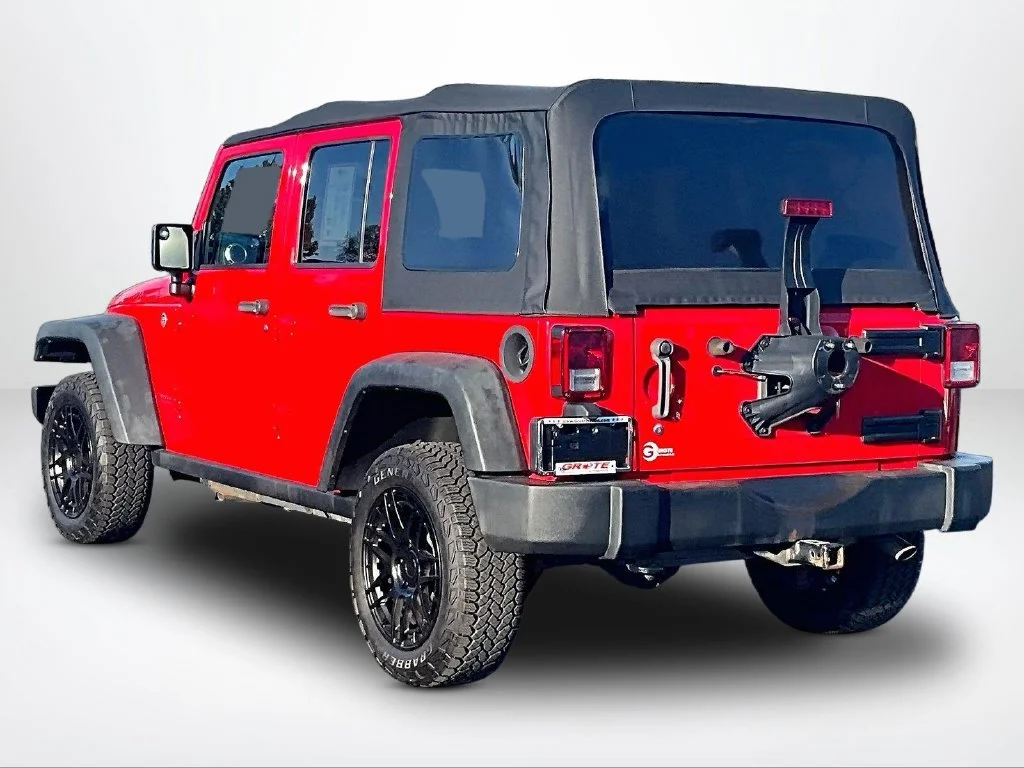 Used 2016 Red Jeep Unlimited Rubicon image 11