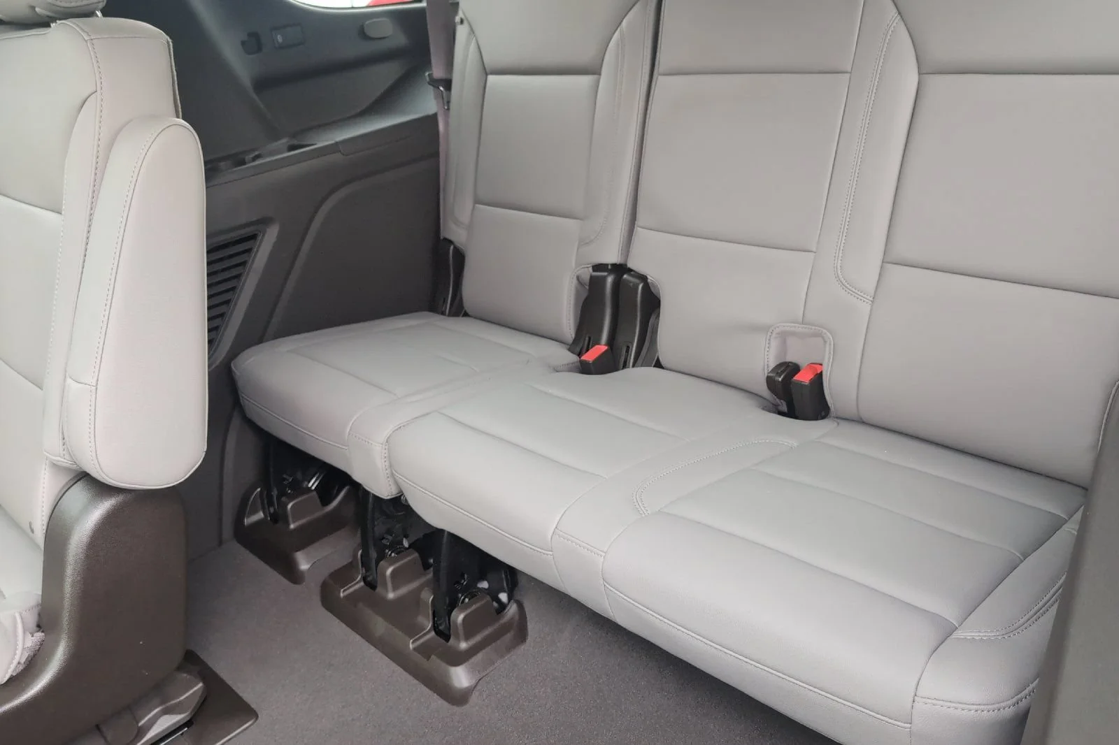Used 2023 Dark Ash Metallic Chevrolet Z71 image 8