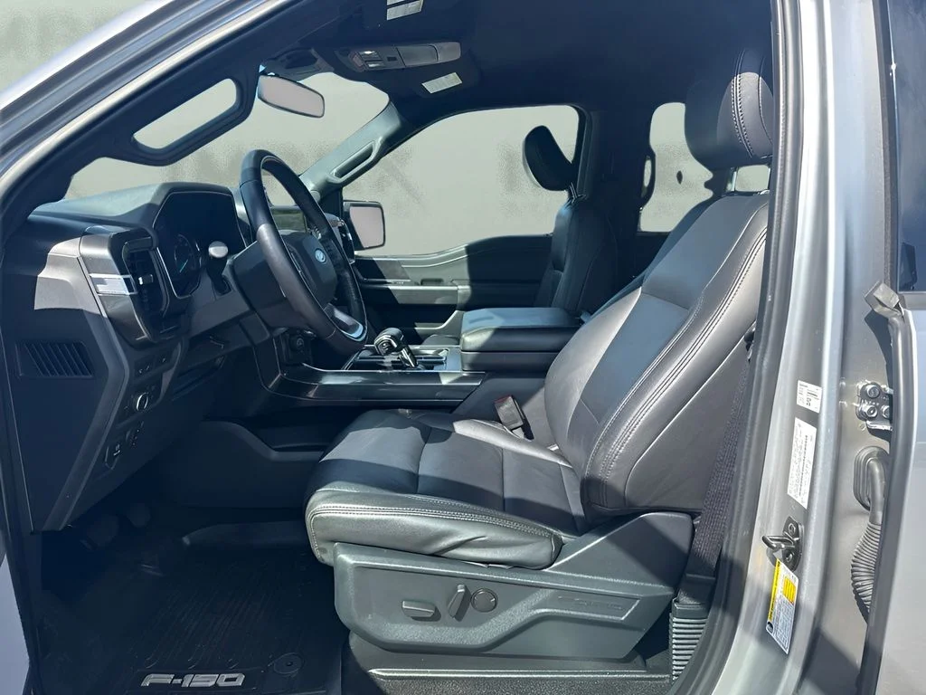 Used 2022 Silver Ford XLT image 6