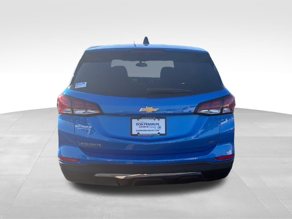Used 2024 Blue Chevrolet LT image 4