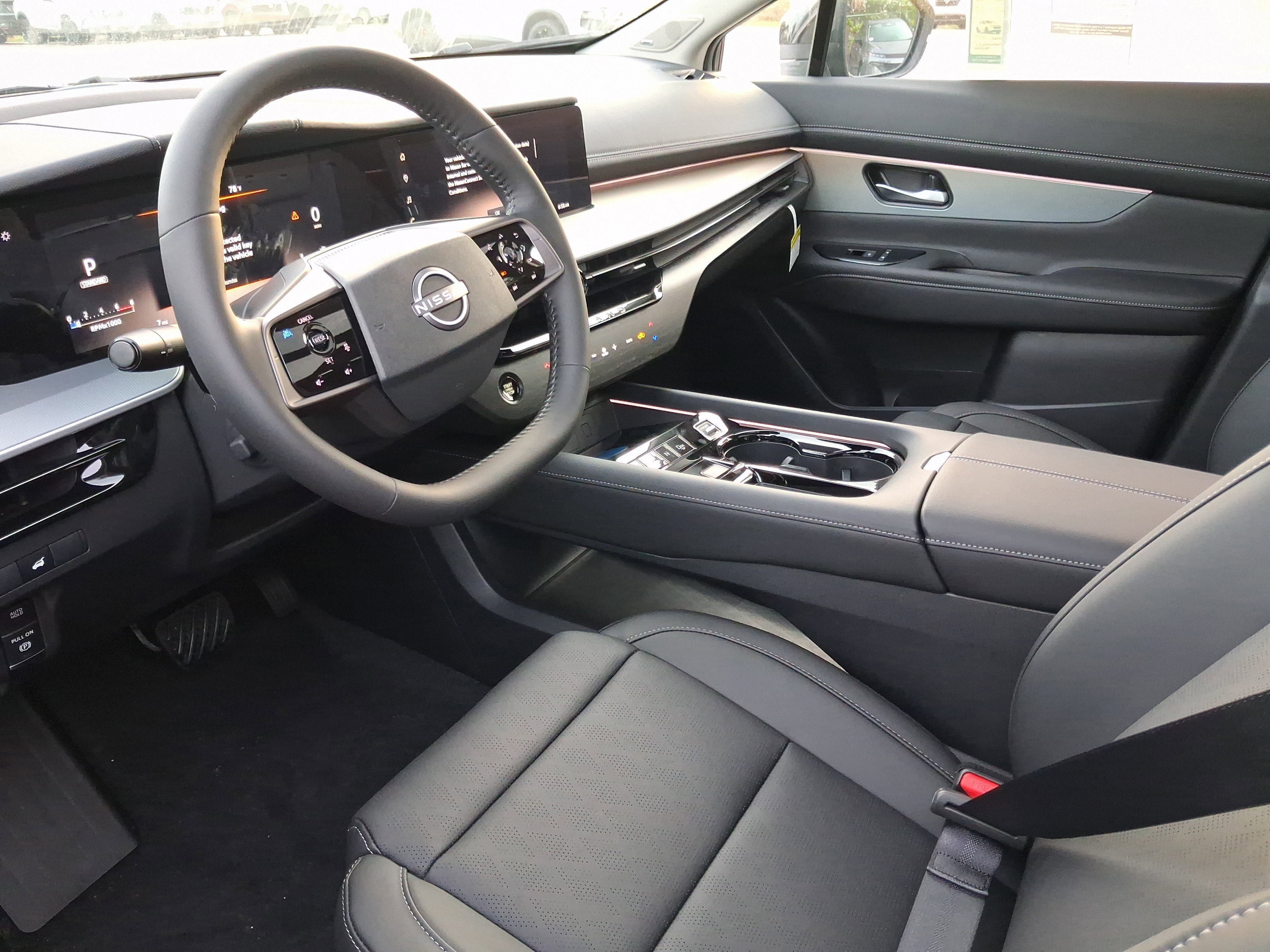 New 2026 Super Black Nissan Platinum image 7
