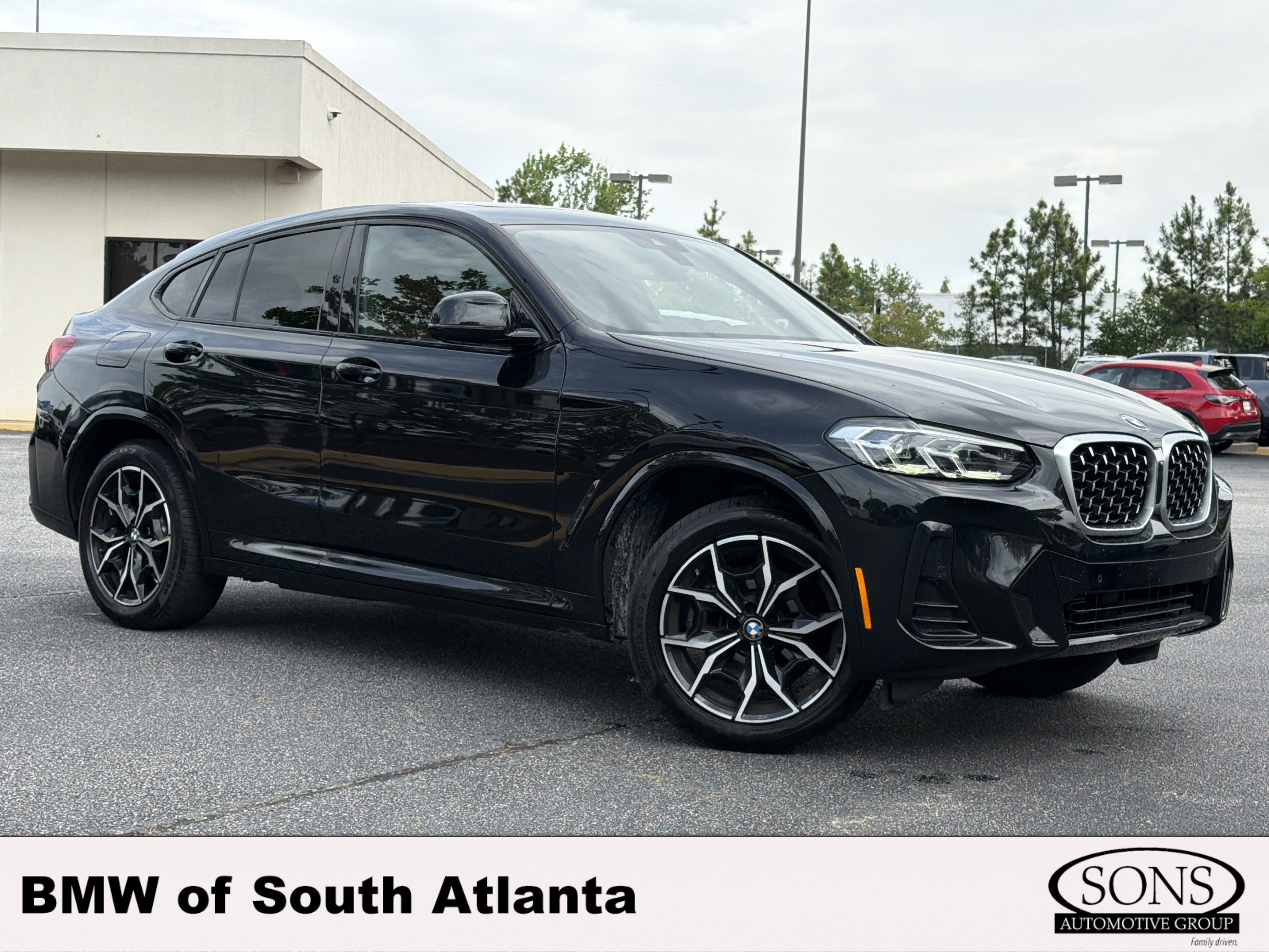 2025 BMW X4 xDrive30i's photo
