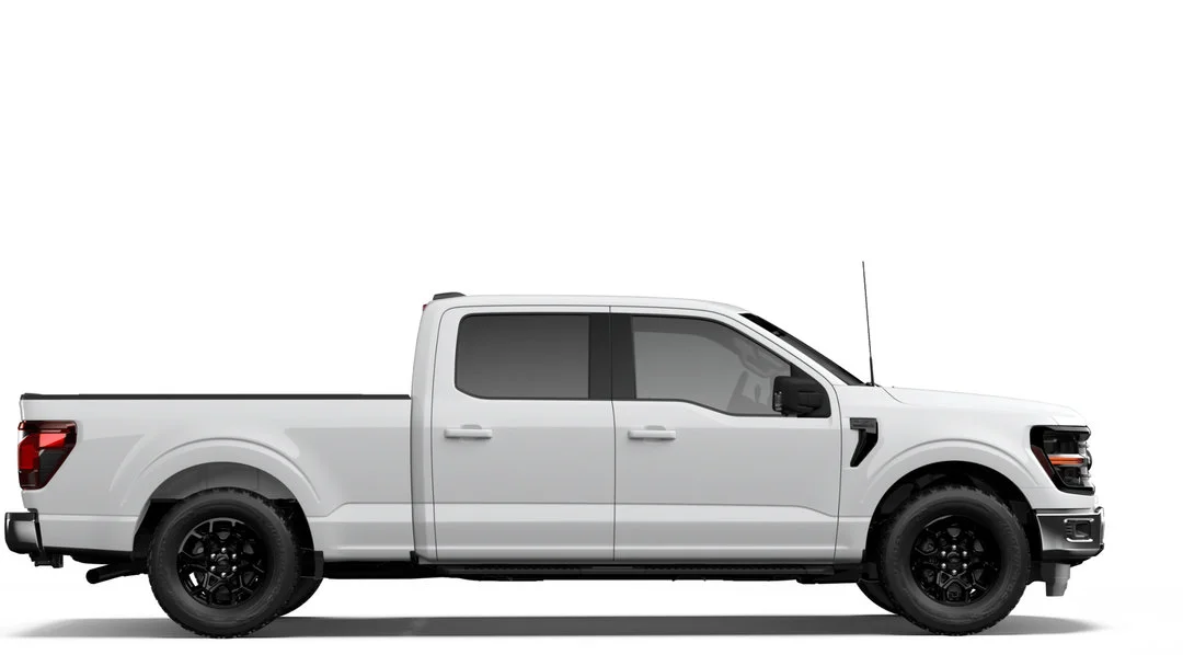 New 2026 OXFORD WHITE Ford XLT image 5