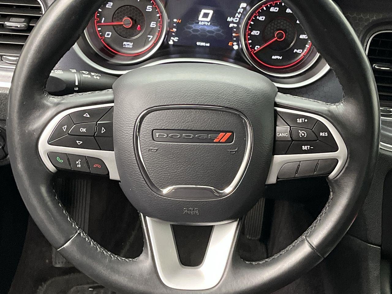 Used 2017 Granite Pearlcoat Dodge SXT image 13