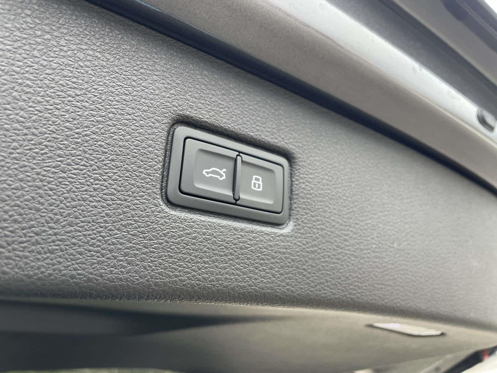 New 2026 3M3M/ Audi Premium Plus image 17