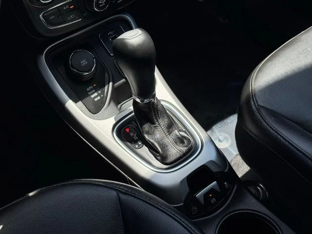 Used 2019 Blue Jeep Limited image 18