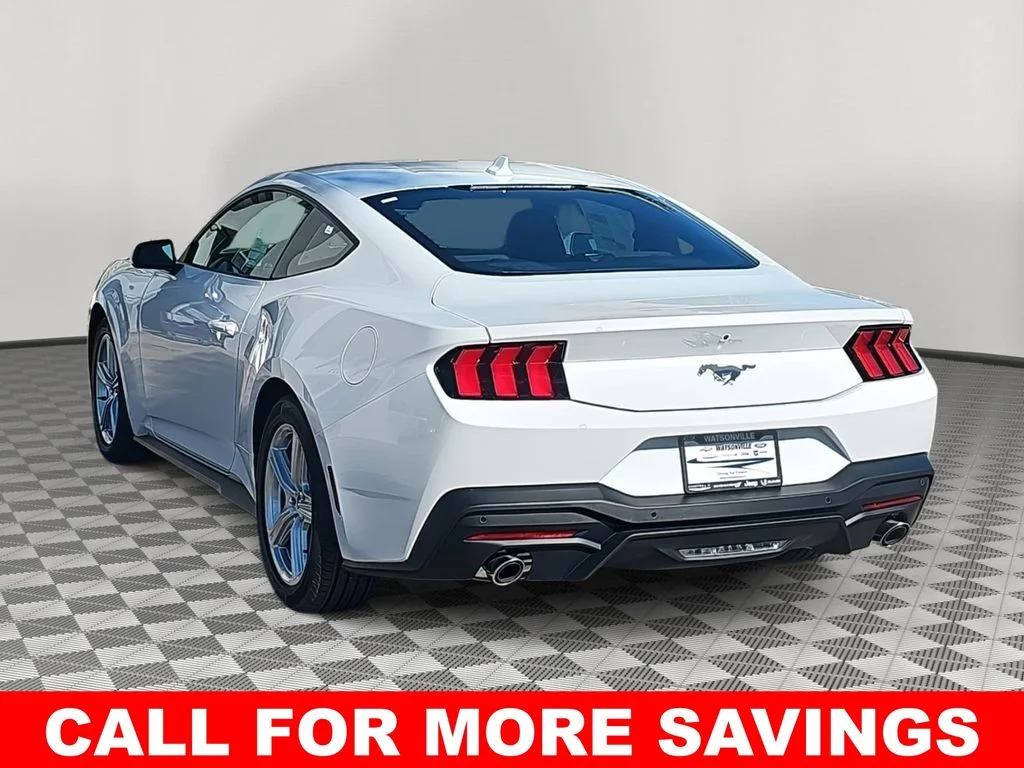 New 2026 Oxford White Ford EcoBoost® Fastback image 5
