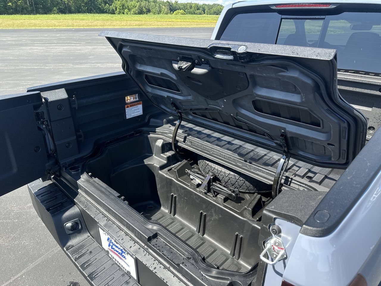 New 2026 Sonic Gray Pearl Honda RTL AWD image 23