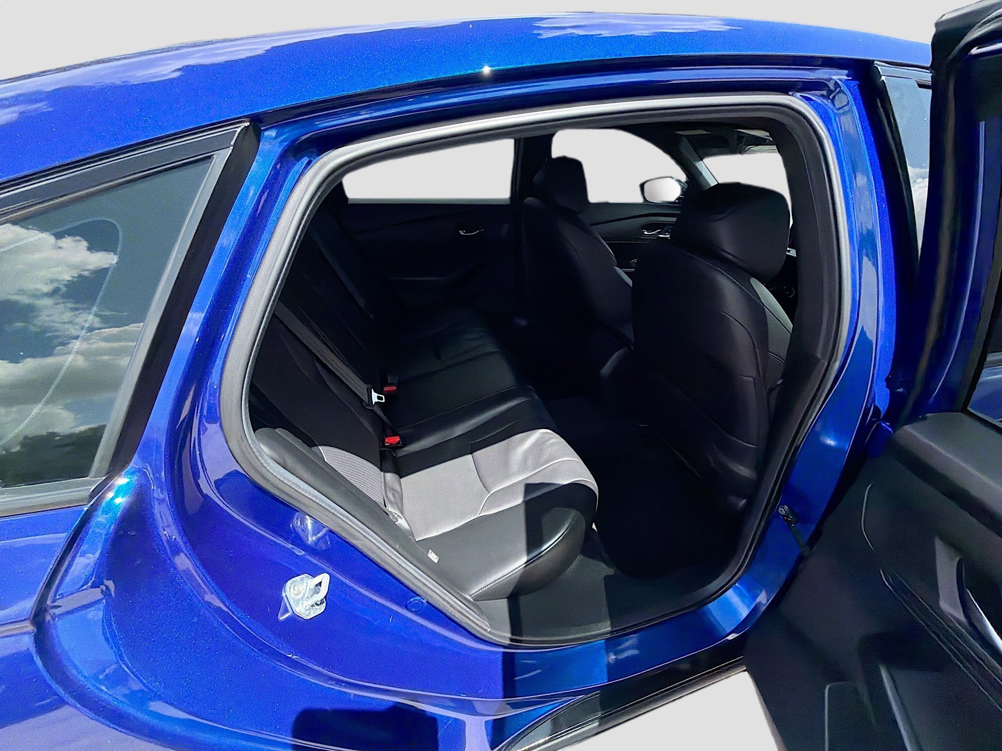 Used 2024 Canyon River Blue Metallic Honda Sport-L image 27