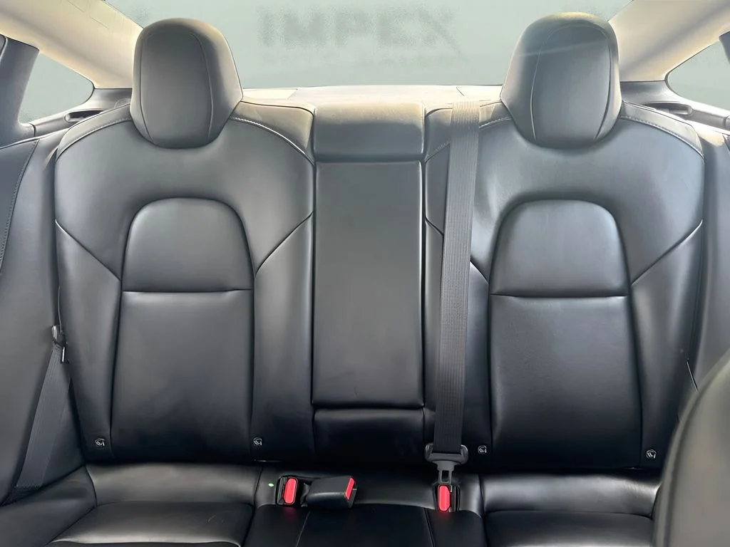 Used 2021 White Tesla Long Range image 12