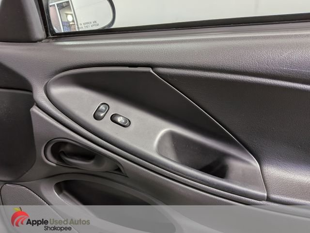 Used 2002  Ford V6 image 25