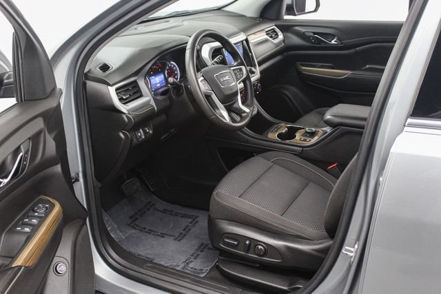 Used 2023 STERLING METALLIC GMC SLE image 17