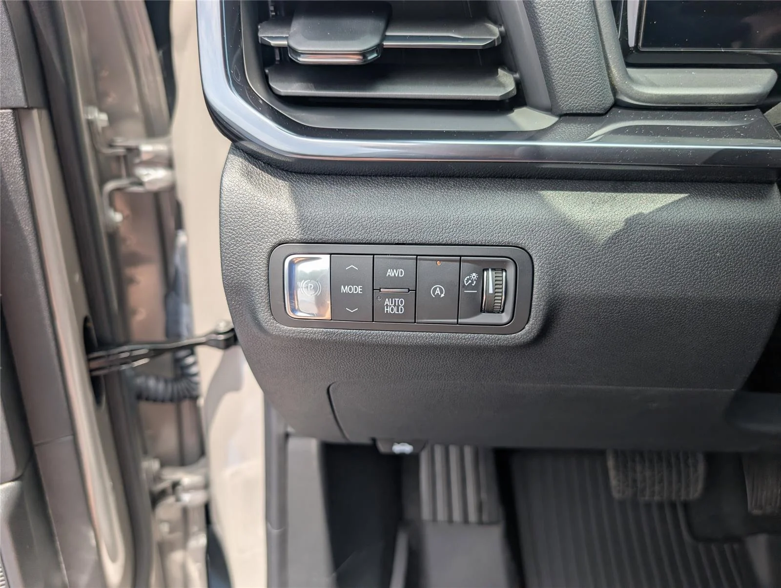 New 2026 Riverstone Metallic GMC AT4 image 17