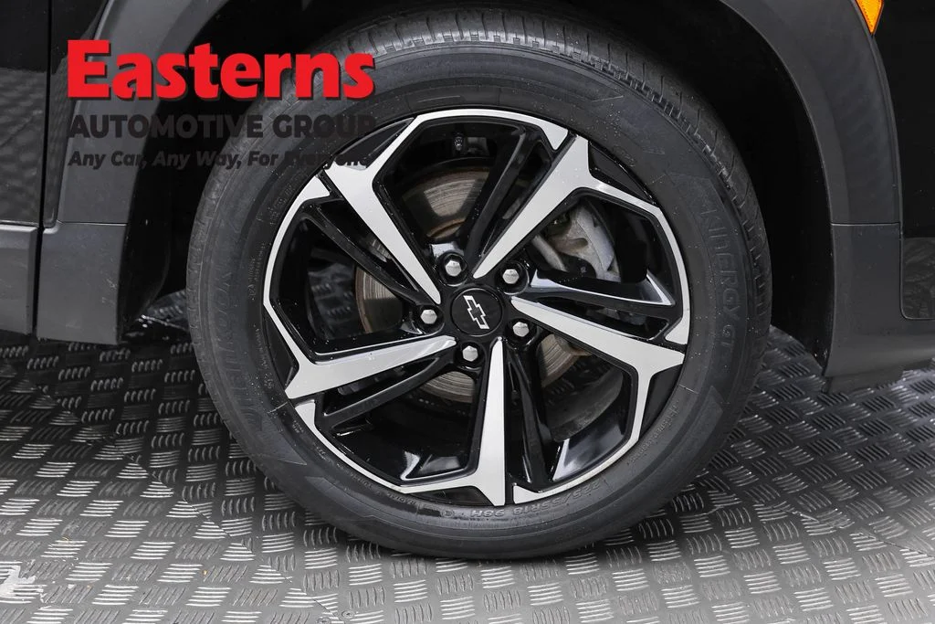 Used 2023 Black Chevrolet RS image 30