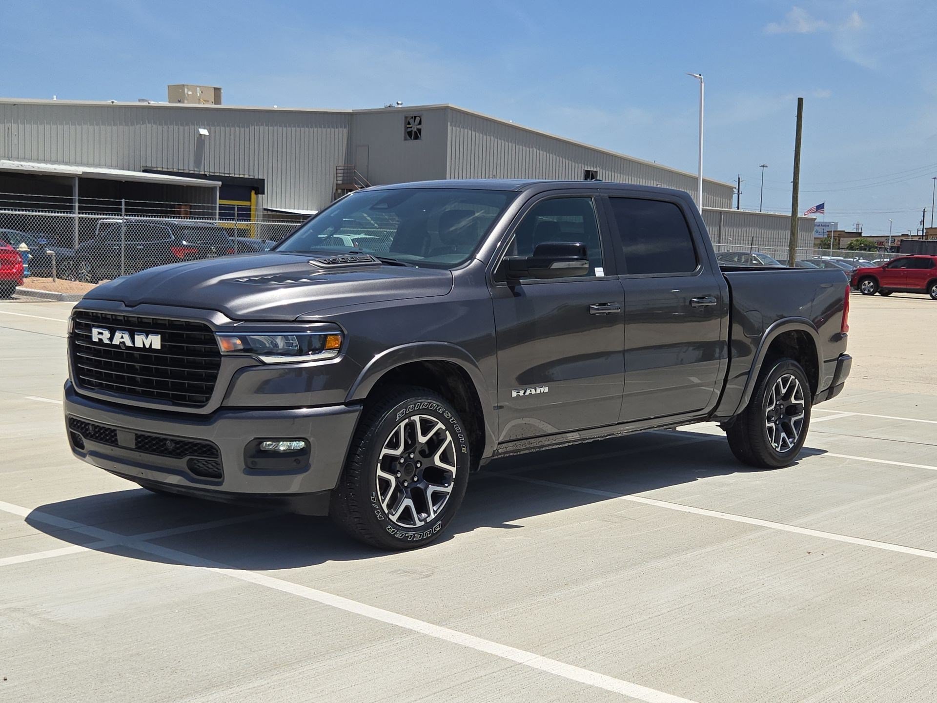 Used 2025 Granite Crystal Metallic Clearcoat Ram Laramie image 7