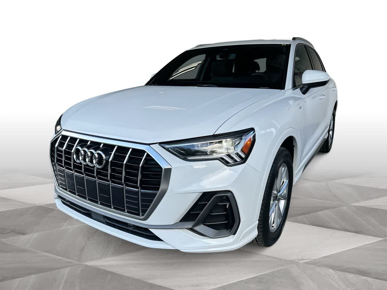 2025 Audi Q3 45 TFSI S Line Premium quattro's photo