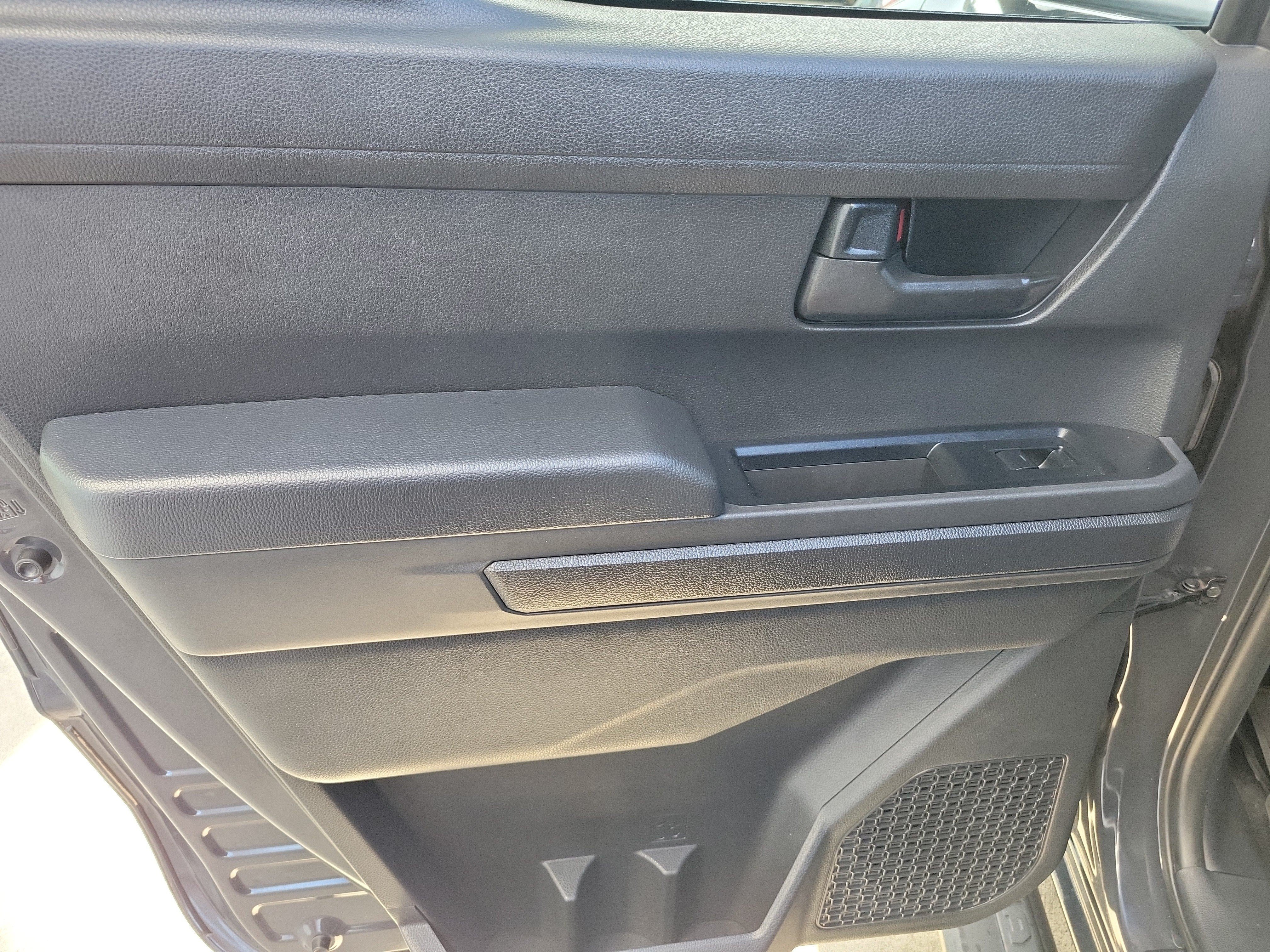 Used 2025 Underground Toyota SR5 image 11
