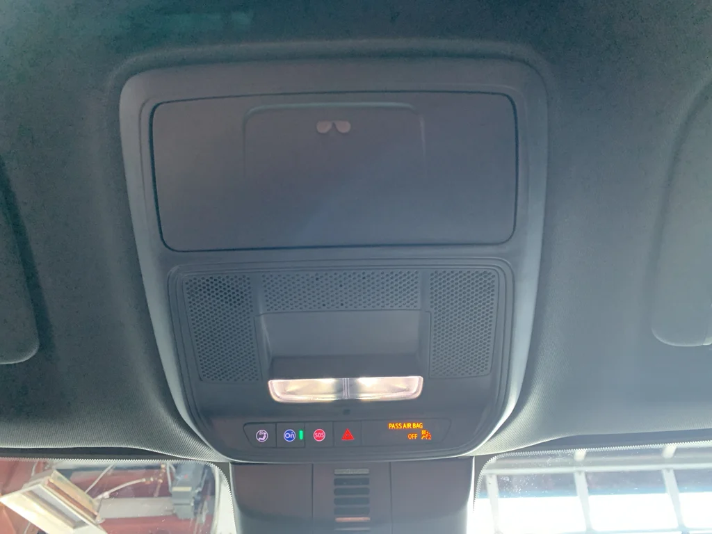 2027 Chevrolet Traverse LT - Photo 26