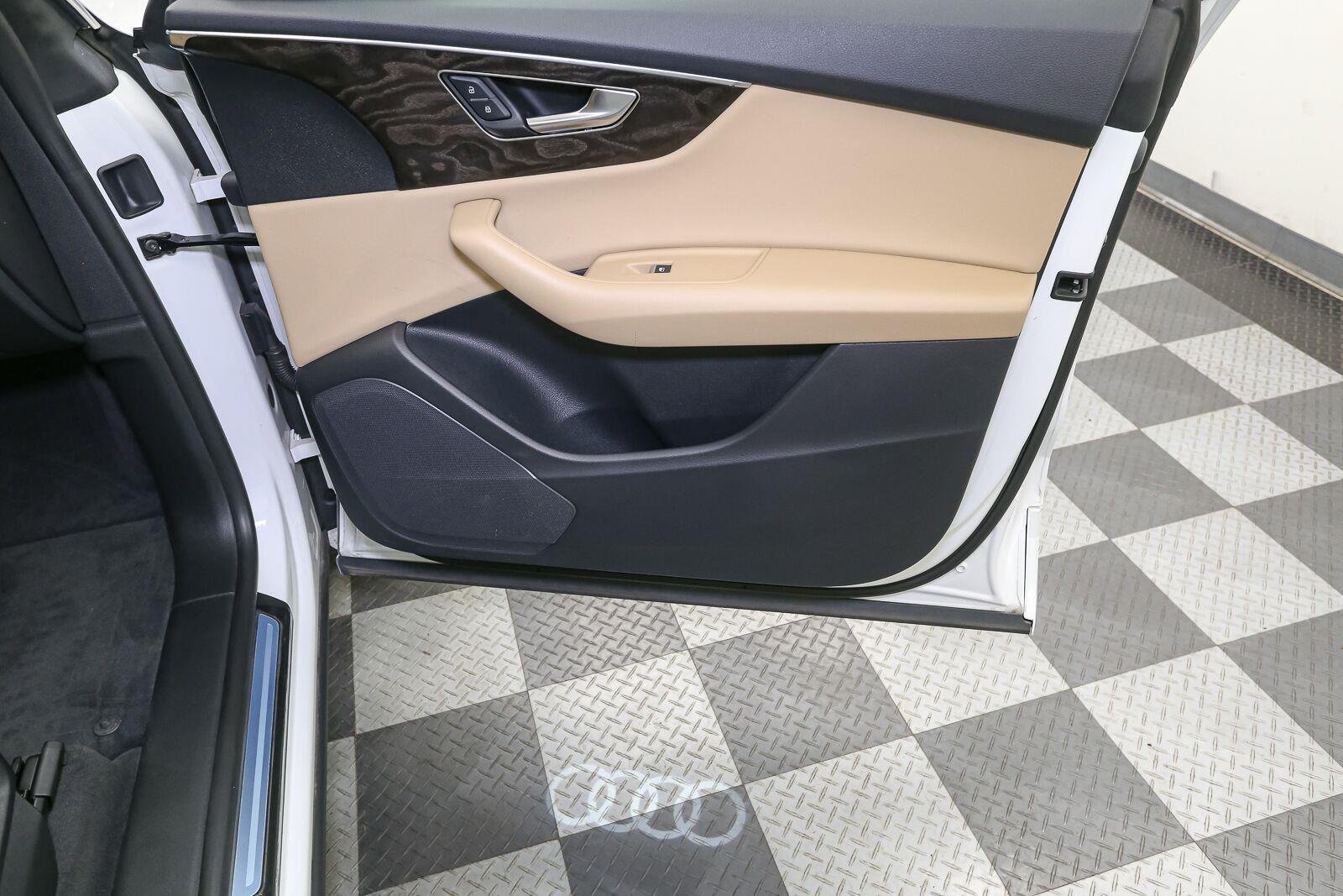 Used 2023 Carrara White Audi Premium image 21