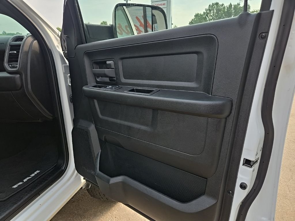 Used 2022 White Ram Tradesman image 77