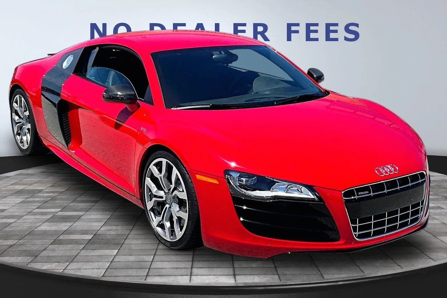 Used 2010 Brilliant Red With Brilliant Red Sideblades Audi 5.2L image 3